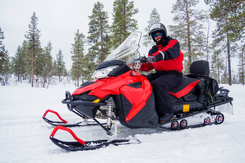 ima-snowmobile-lg
